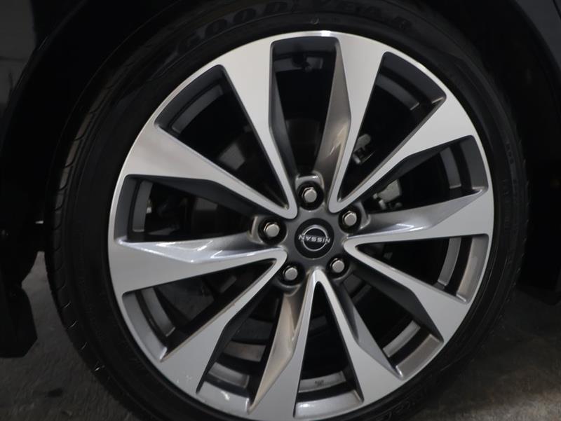 2023 NISSAN MAXIMA PLATINUM