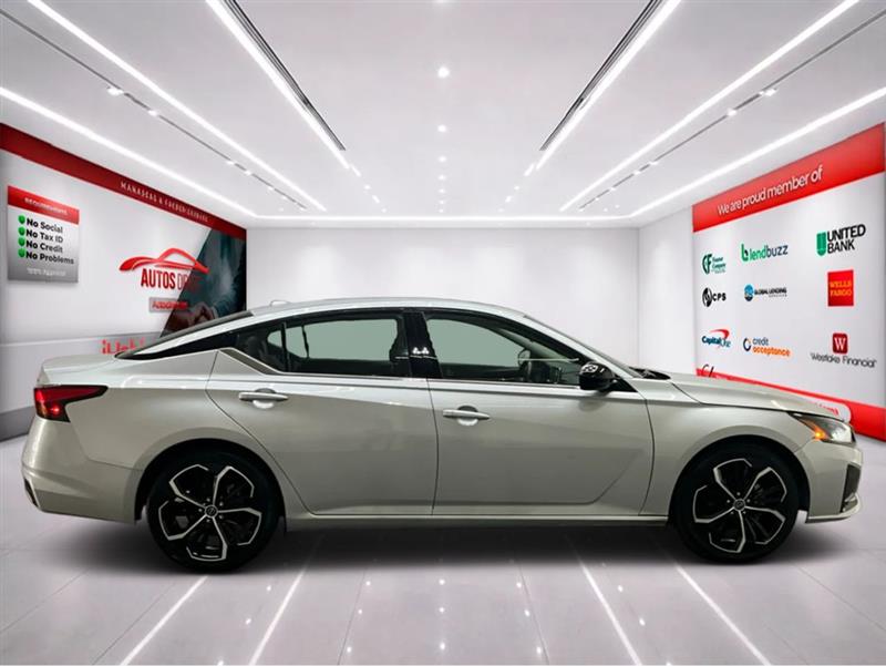 2023 NISSAN ALTIMA 2.5 SR