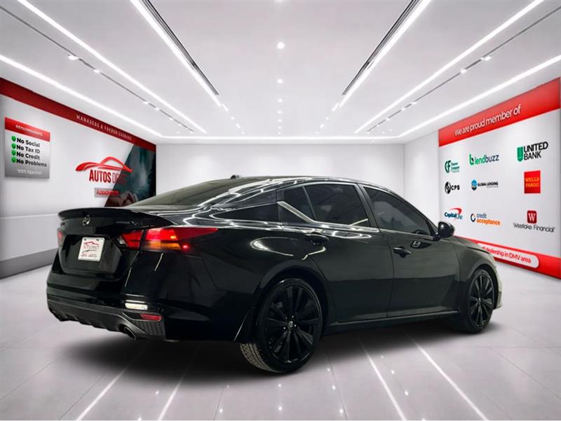 2022 NISSAN ALTIMA 2.5 SR