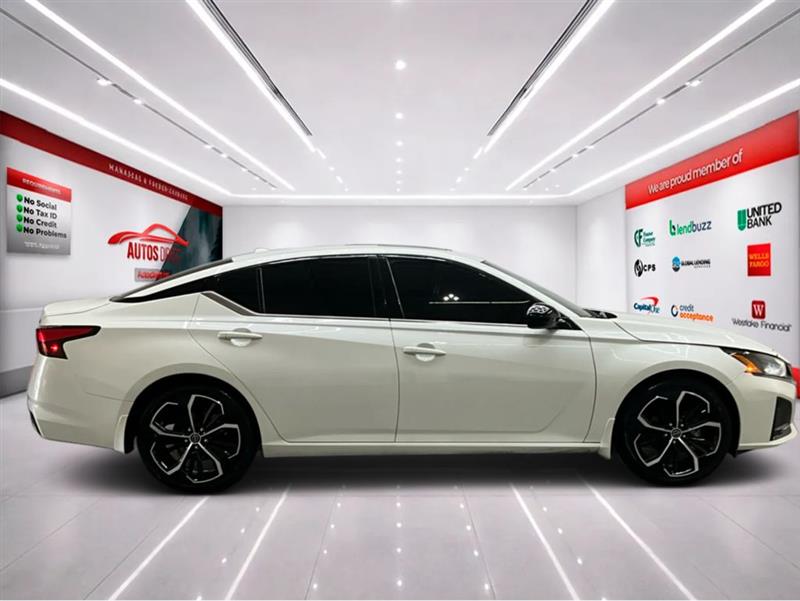 2024 NISSAN ALTIMA 2.5 SR