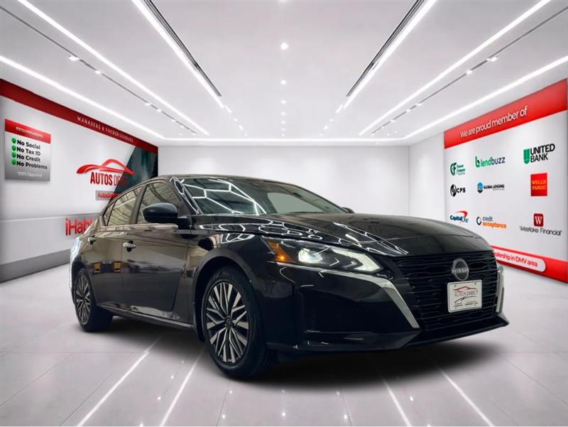 2025 NISSAN ALTIMA SV