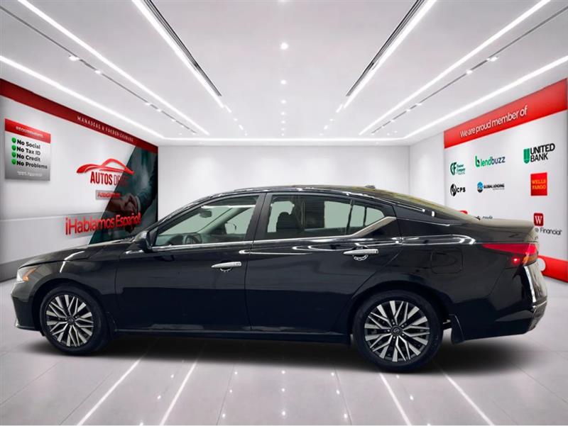 2025 NISSAN ALTIMA SV