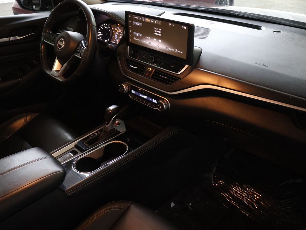 2023 Nissan Altima SL - Photo 10