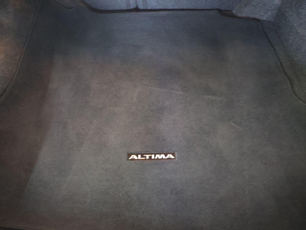 2023 Nissan Altima SL - Photo 13