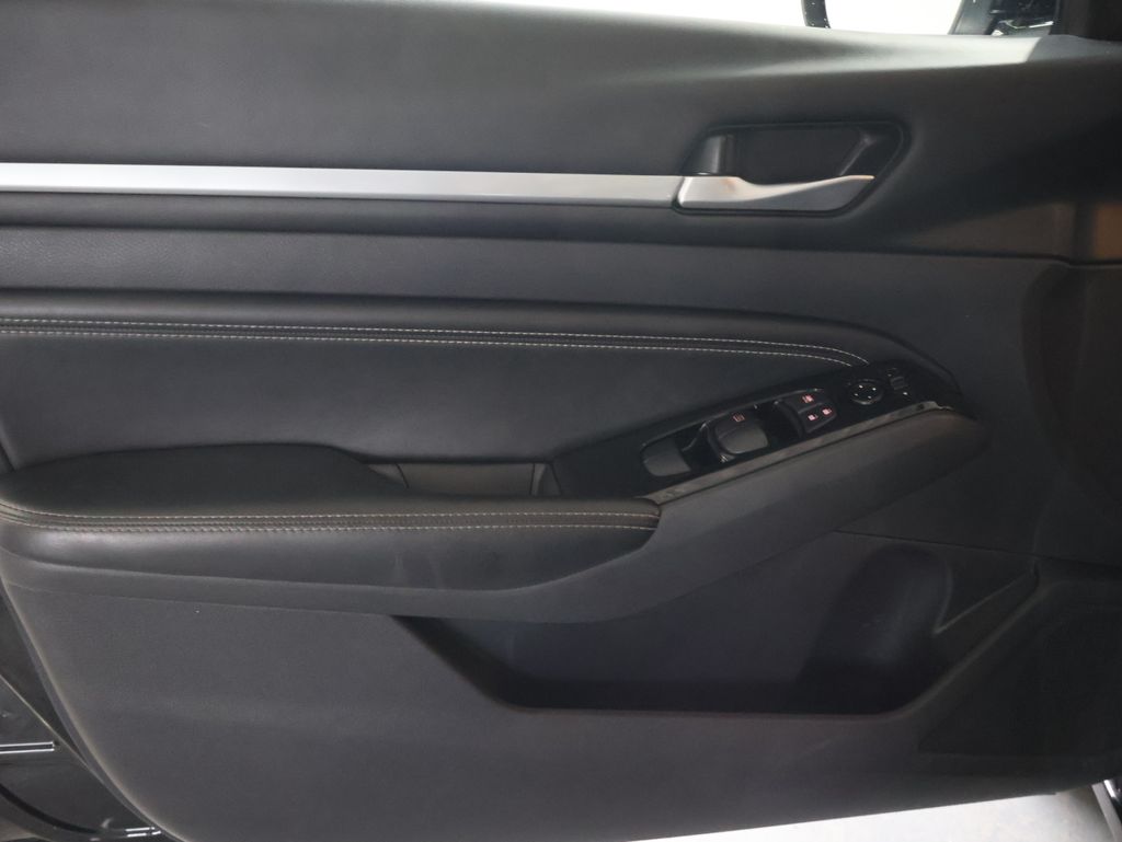 2023 Nissan Altima SL - Photo 15