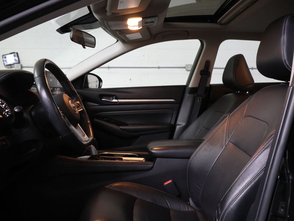 2023 Nissan Altima SL - Photo 16
