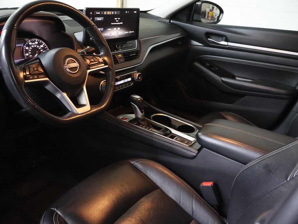 2023 Nissan Altima SL - Photo 17