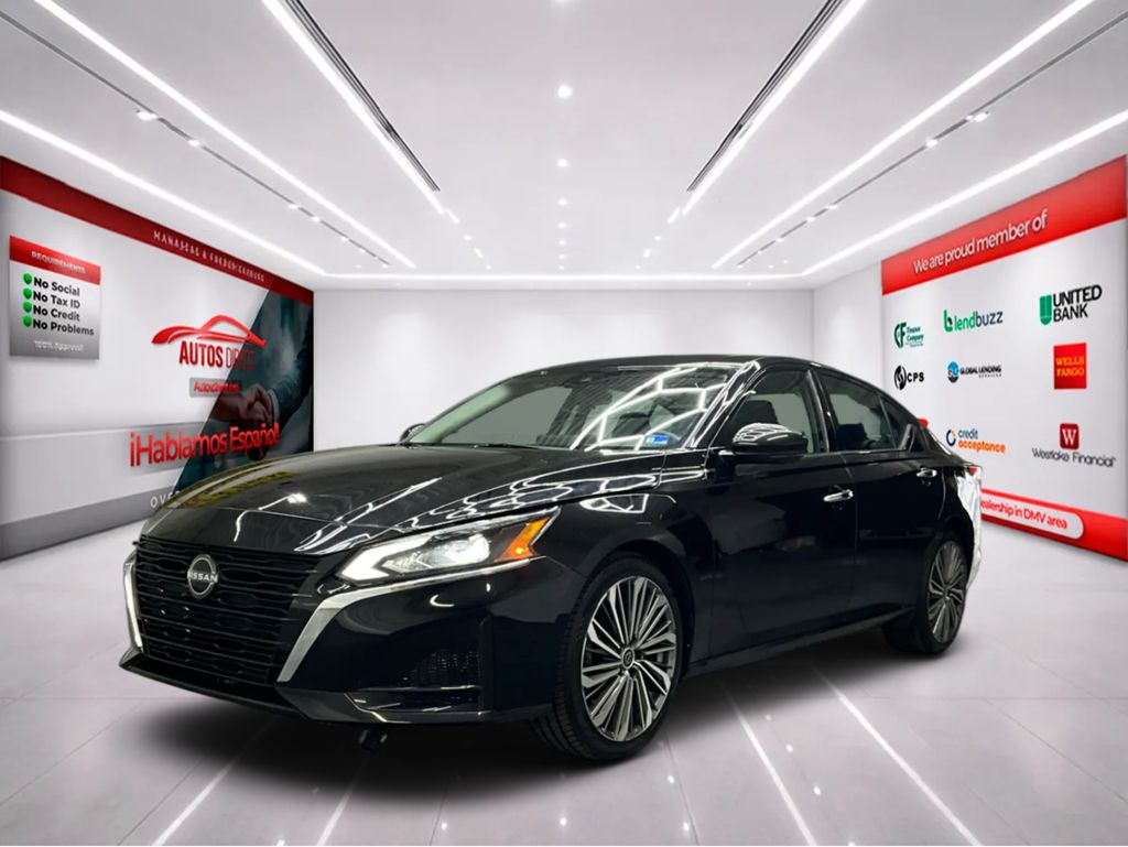 2023 Nissan Altima SL - Photo 3