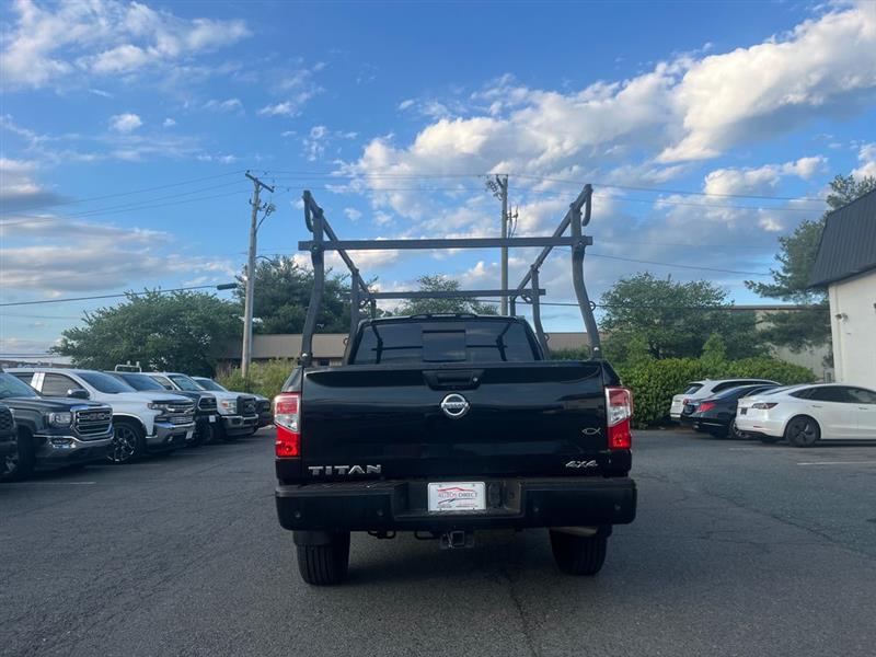 2021 NISSAN TITAN S