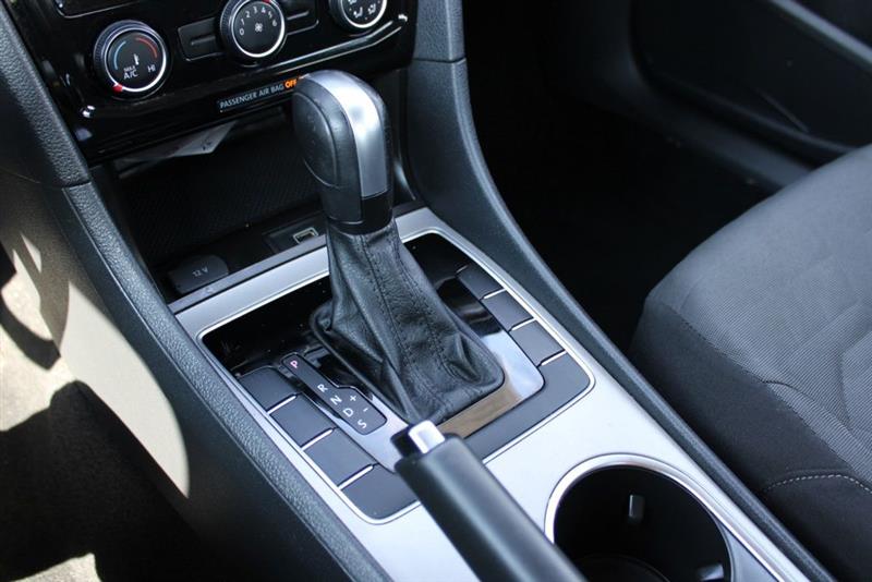 2021 VOLKSWAGEN PASSAT 2.0T S