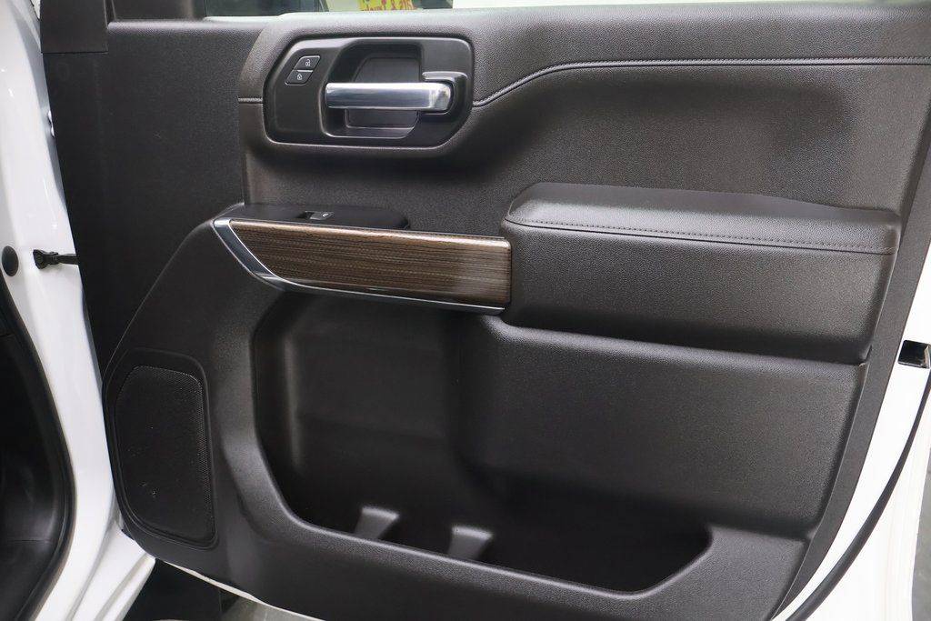 2022 Chevrolet Silverado 3500HD LT - Photo 11