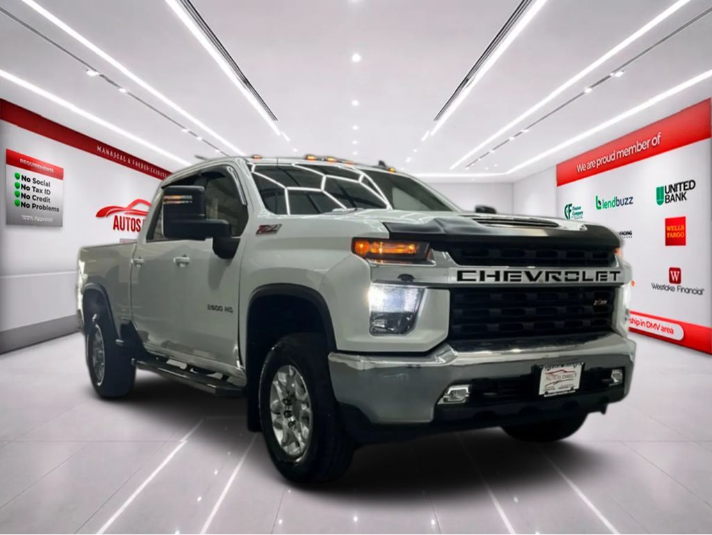 2022 Chevrolet Silverado 3500HD LT - Photo 2