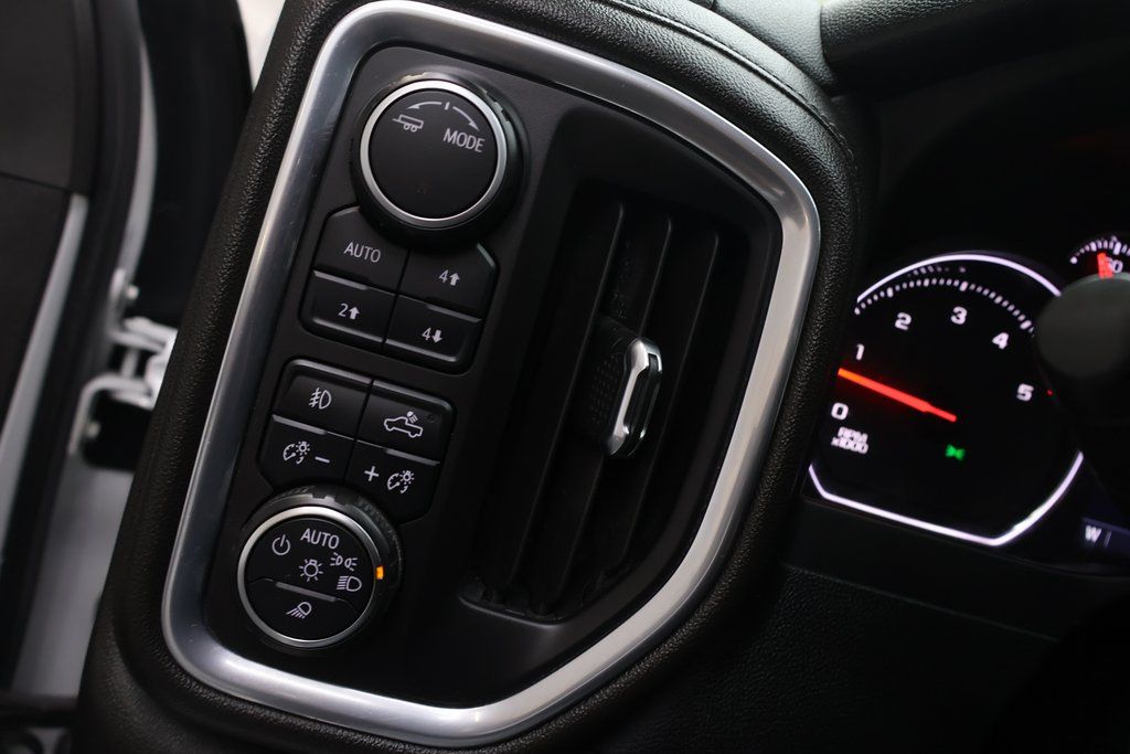2022 Chevrolet Silverado 3500HD LT - Photo 20