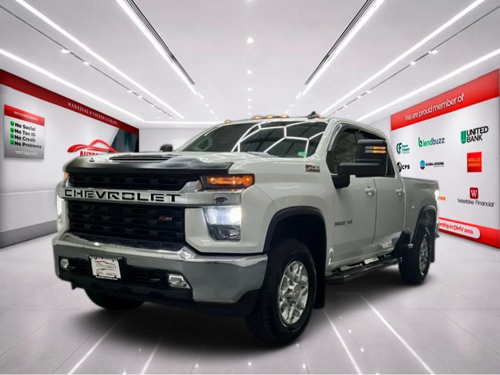 2022 Chevrolet Silverado 3500HD LT - Photo 3