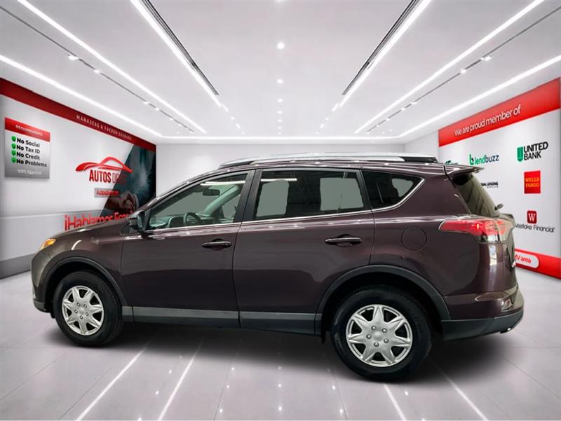 2018 TOYOTA RAV4 LE