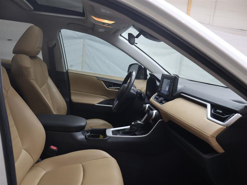 2019 TOYOTA RAV4 XLE PREMIUM