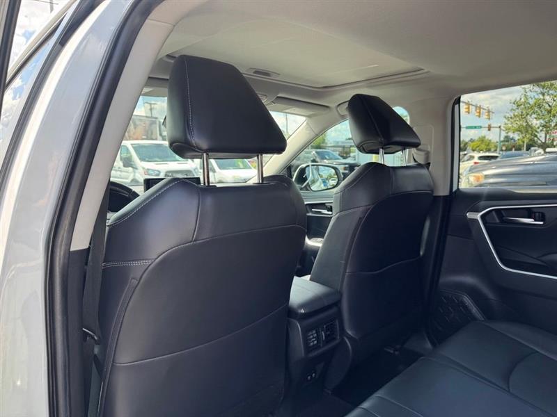 2019 TOYOTA RAV4 XLE PREMIUM