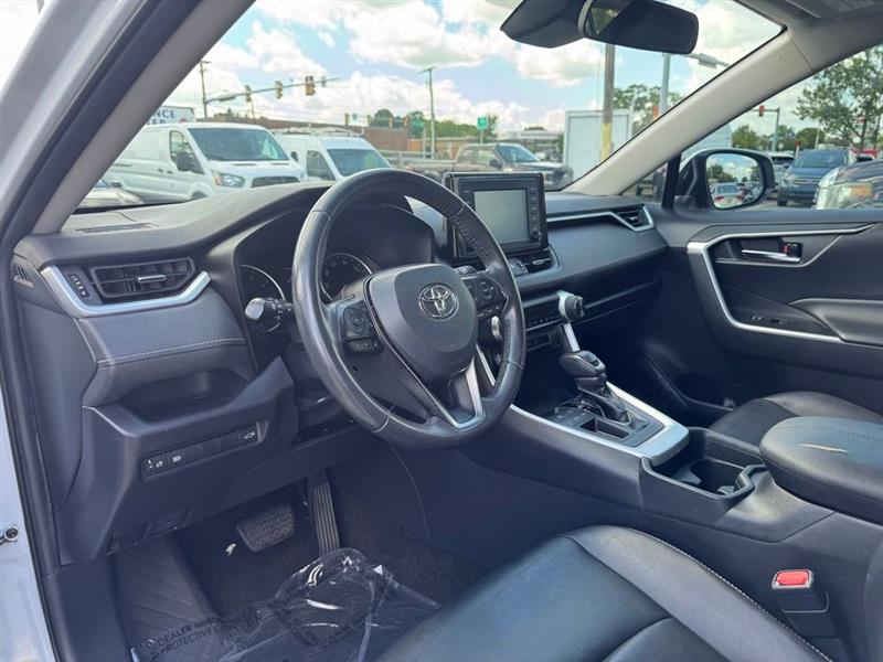 2019 TOYOTA RAV4 XLE PREMIUM