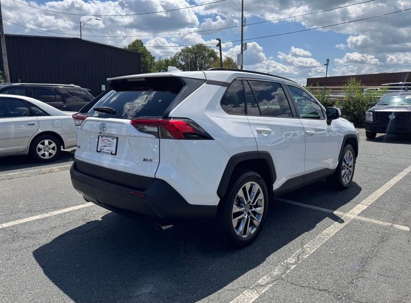 2019 TOYOTA RAV4 XLE PREMIUM