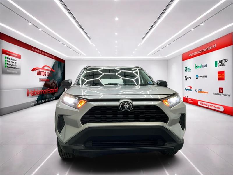 2019 TOYOTA RAV4 LE