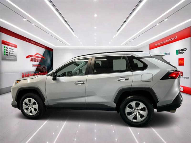 2019 TOYOTA RAV4 LE