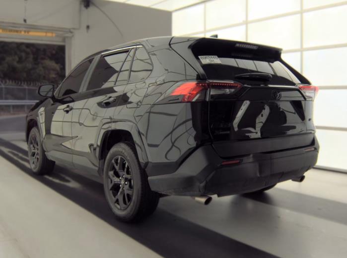 2025 TOYOTA RAV4 LE