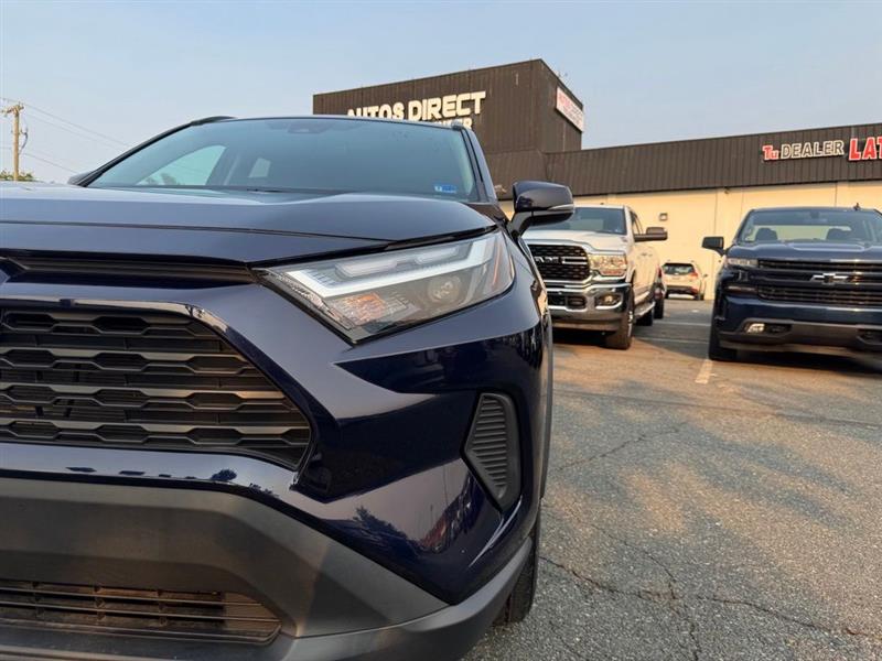 2024 TOYOTA RAV4 XLE