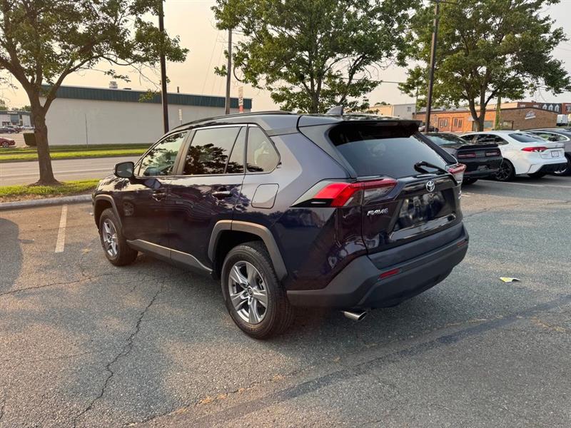 2024 TOYOTA RAV4 XLE