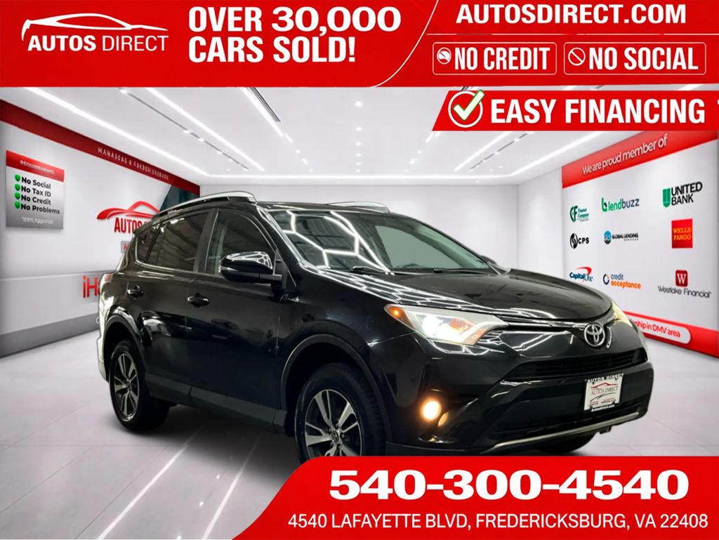 2016 Toyota RAV4 XLE's photo