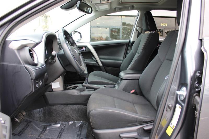 2016 TOYOTA RAV4 XLE