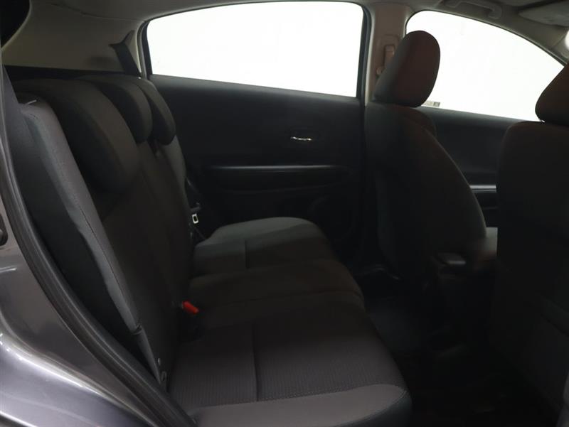 2021 HONDA HR-V LX