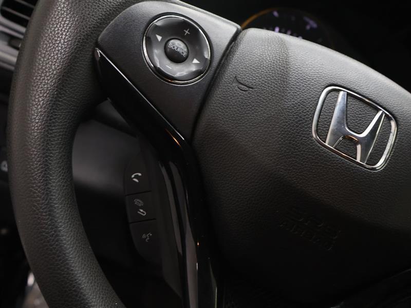 2021 HONDA HR-V LX