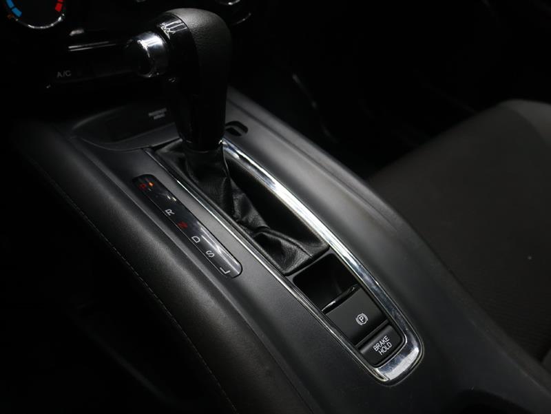 2021 HONDA HR-V LX