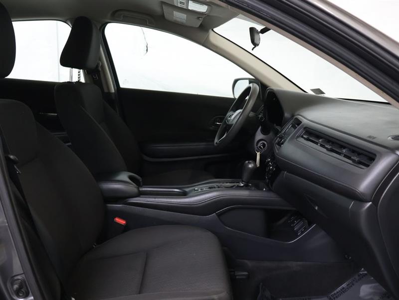 2016 HONDA HR-V LX