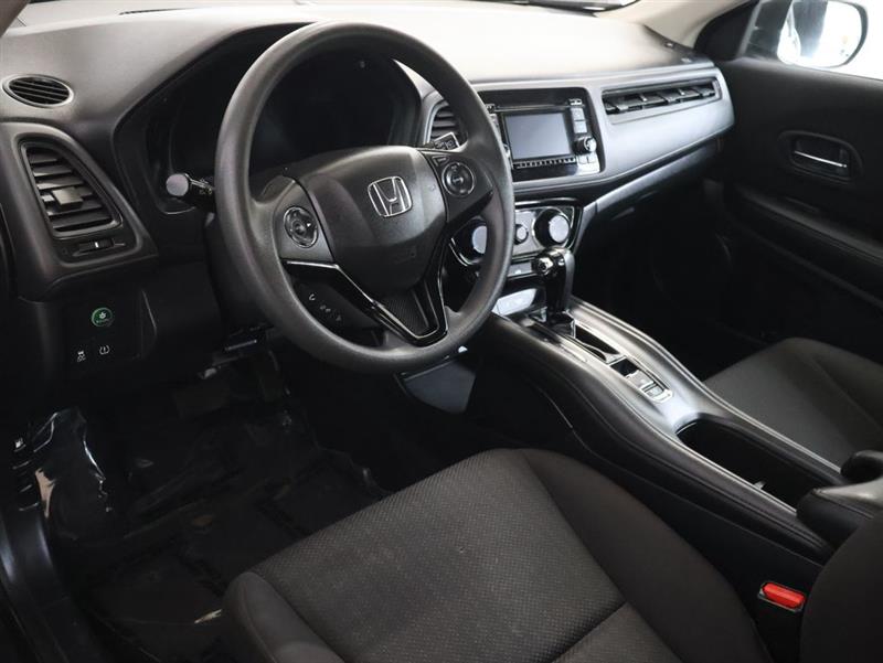 2016 HONDA HR-V LX