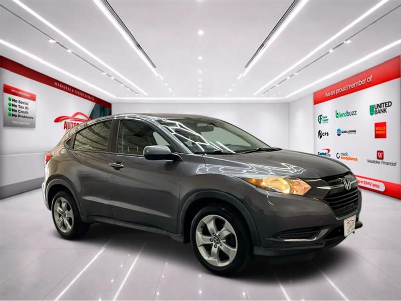 2016 HONDA HR-V LX