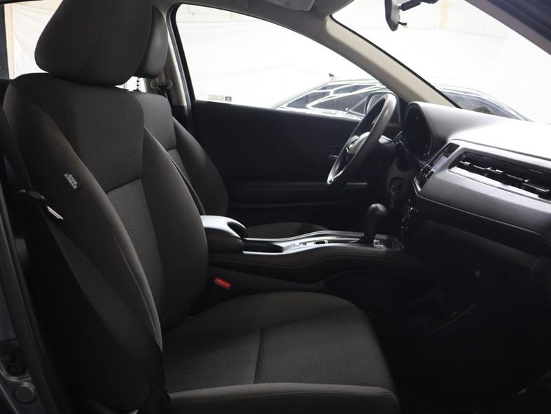 2021 HONDA HR-V LX