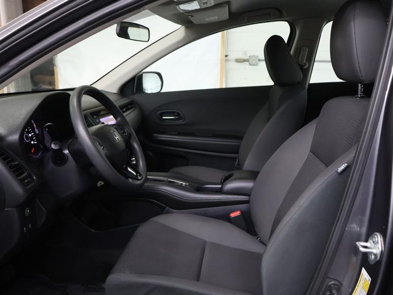 2021 HONDA HR-V LX
