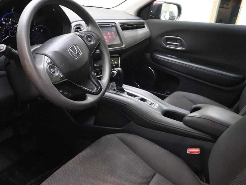 2017 HONDA HR-V EX