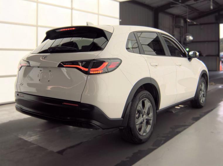 2026 HONDA HR-V LX