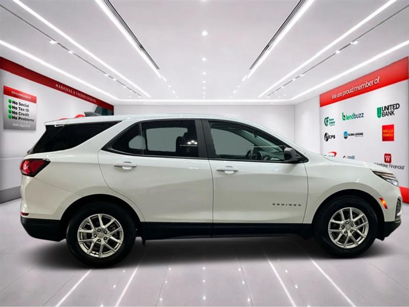 2022 CHEVROLET EQUINOX LS