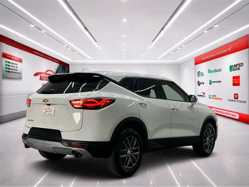 2023 CHEVROLET BLAZER LT