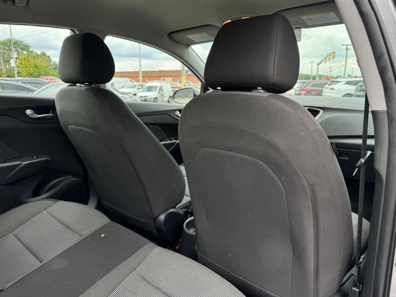 2022 HYUNDAI ACCENT SE
