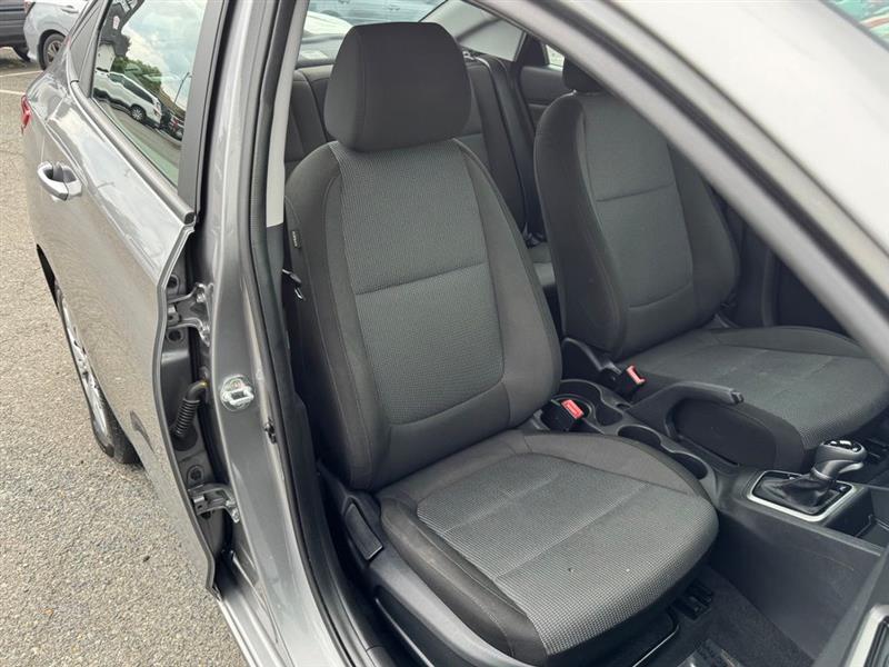 2022 HYUNDAI ACCENT SE