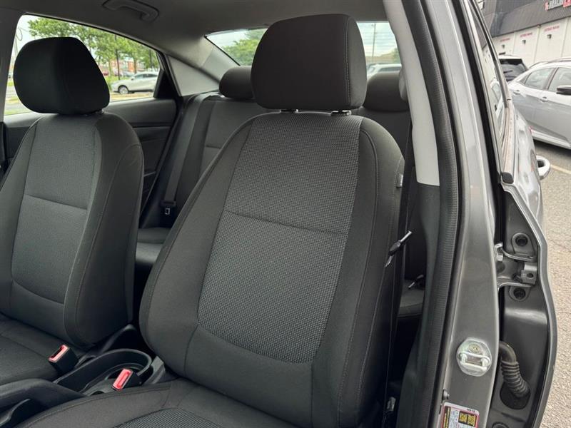 2022 HYUNDAI ACCENT SE
