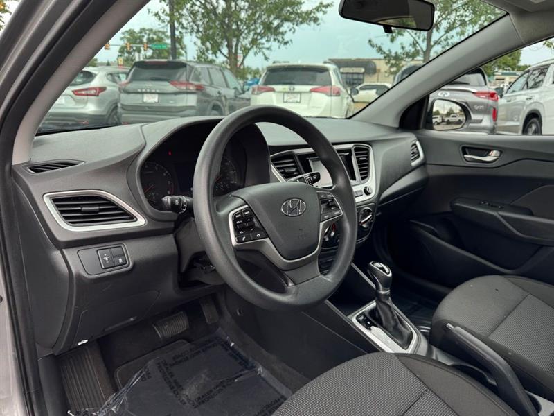 2022 HYUNDAI ACCENT SE