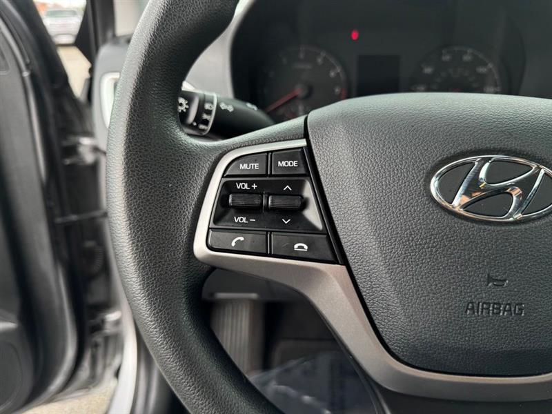 2022 HYUNDAI ACCENT SE