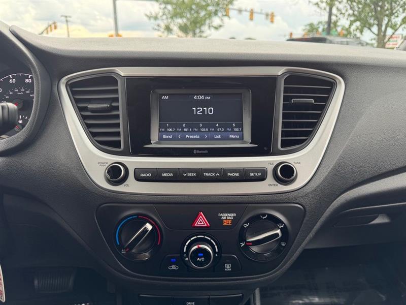 2022 HYUNDAI ACCENT SE