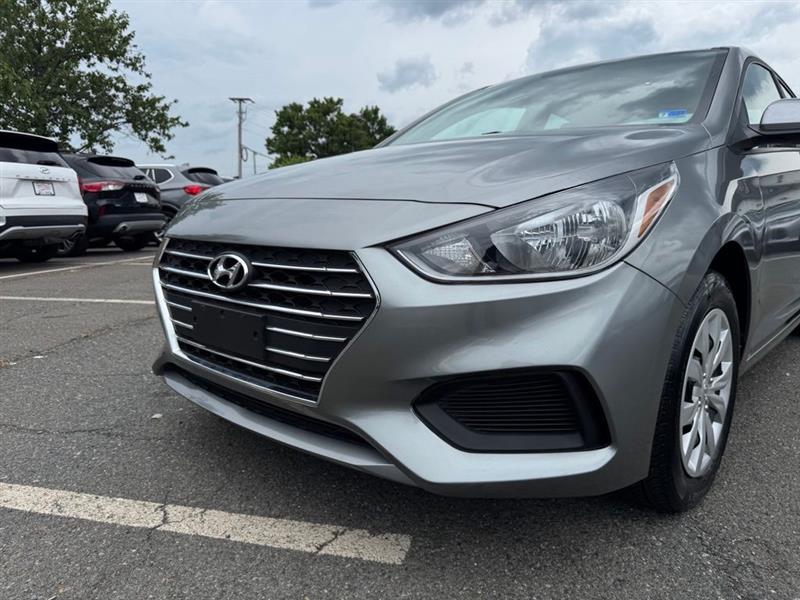 2022 HYUNDAI ACCENT SE