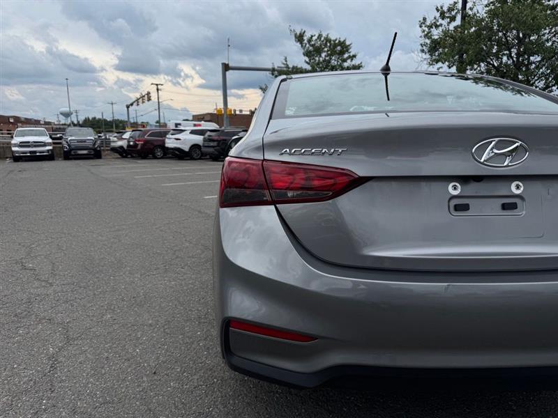 2022 HYUNDAI ACCENT SE